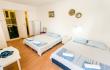  en Apartamentos Nadja, alojamiento privado en Bijela, Montenegro